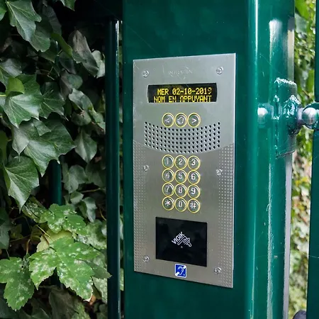 Les Charmes Du Bosquet Parc D'amour Et Nature Parking Prive Securise Apartmán *