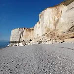 Les Charmes Du Bosquet Parc D'amour Et Nature Parking Prive Securise Apartment Etretat