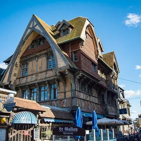 Les Charmes Du Bosquet Parc D'amour Et Nature Parking Privé Sécurisé Appartement *