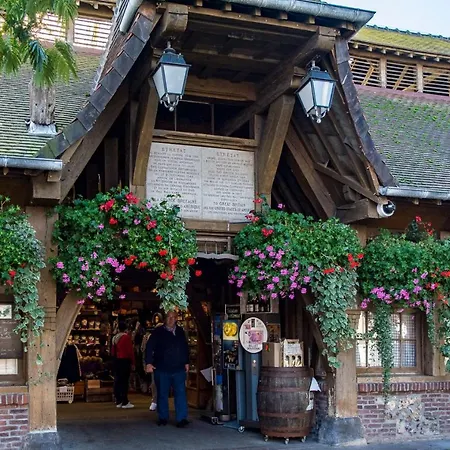 Les Charmes Du Bosquet Parc D'amour Et Nature Parking Privé Sécurisé