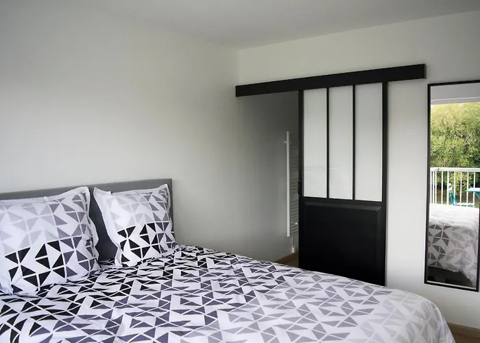 Apartment Les Charmes Du Bosquet Parc D'amour Et Nature Parking Prive Securise *